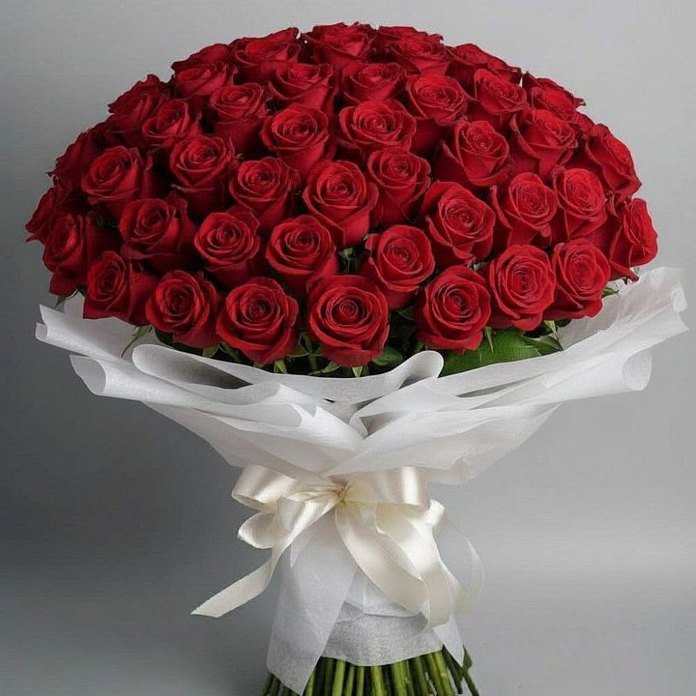 Букет 101 Красная роза Блэк Мэджик в Каменнобродской