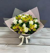 Букет цветов из:  Орхидеи и Розы в Каменнобродской