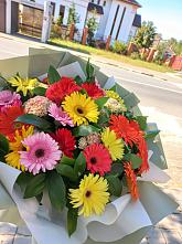 Букет цветов из:  Герберы #REPLACE_PRED# Каменнобродской