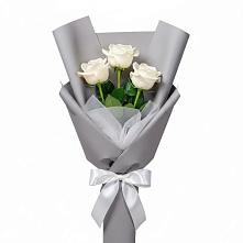 Букет 3 белые розы #REPLACE_PRED# Каменнобродской