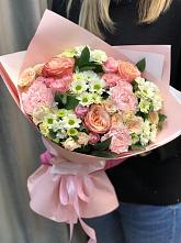 Букет цветов из:  Гвоздики, Розы и Хризантемы #REPLACE_PRED# Каменнобродской