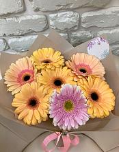 Букет цветов из:  Герберы #REPLACE_PRED# Каменнобродской