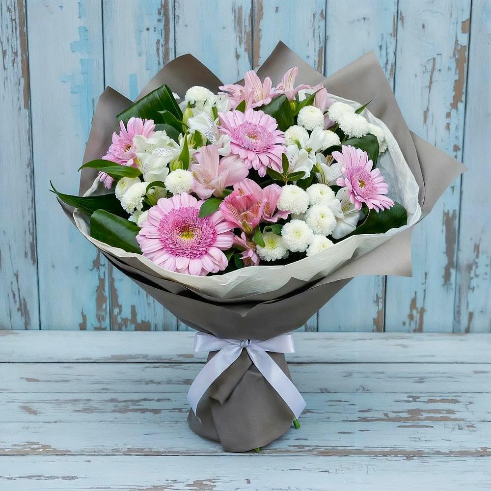Букет цветов из: Герберы, Альстромерии и Хризантемы в Каменнобродской