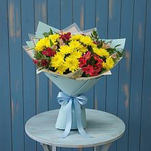 Букет цветов из:  Альстромерии и Хризантемы в Каменнобродской