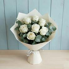 Букет Белые розы в Эвкалипте в Каменнобродской