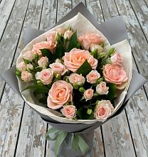 Букет цветов из:  Розы в Каменнобродской