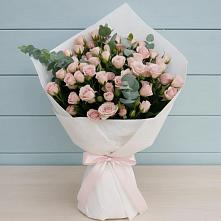 Букет цветов из:  Розы в Каменнобродской