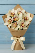 Букет цветов из:  Орхидеи и Розы #REPLACE_PRED# Каменнобродской