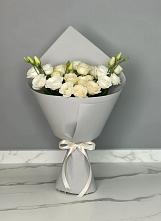 Букет цветов из:  Розы и Лизиантусы в Каменнобродской